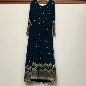 Indian Dress including scarf emerald green, gold, shimmery Panash India Size L